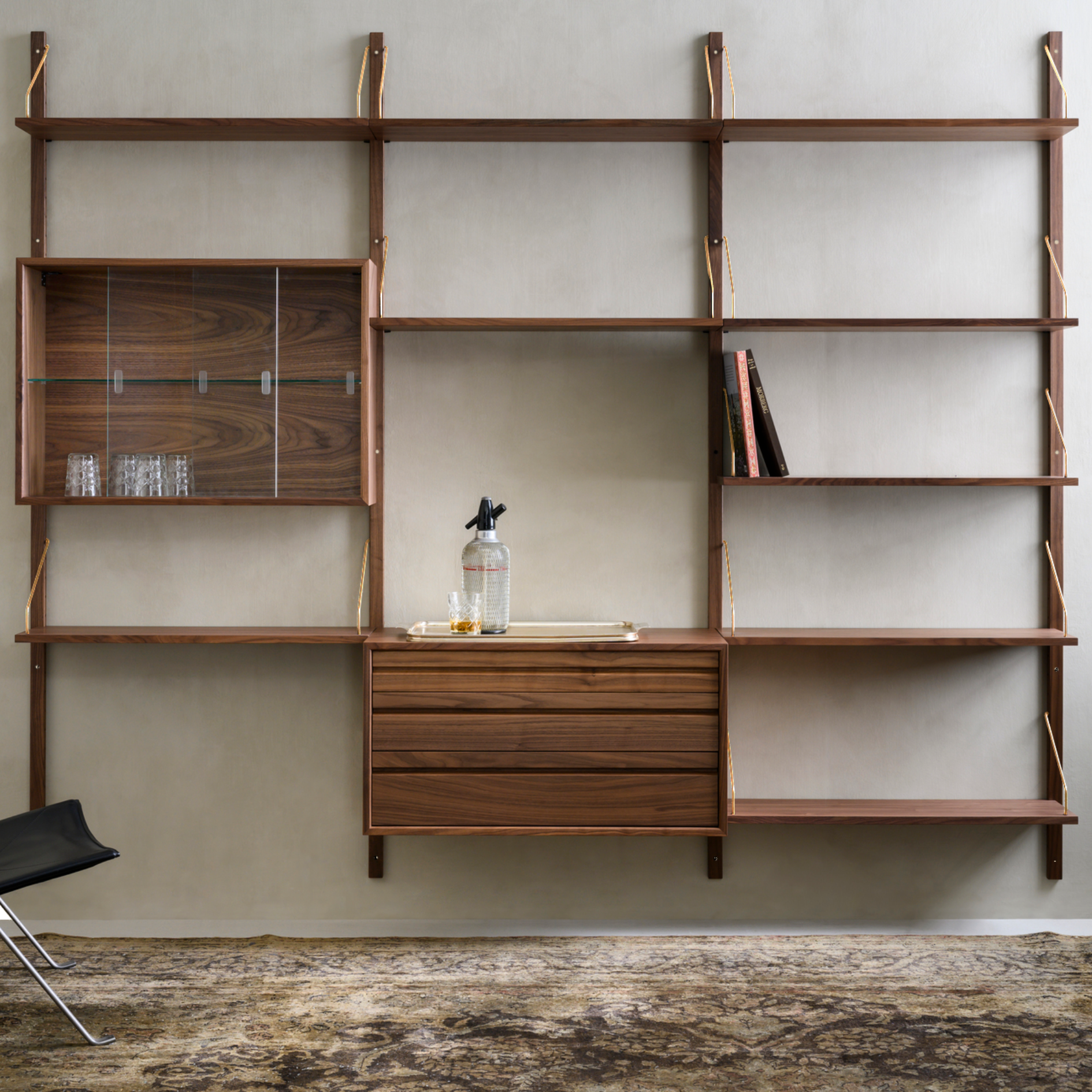 Royal System Storage